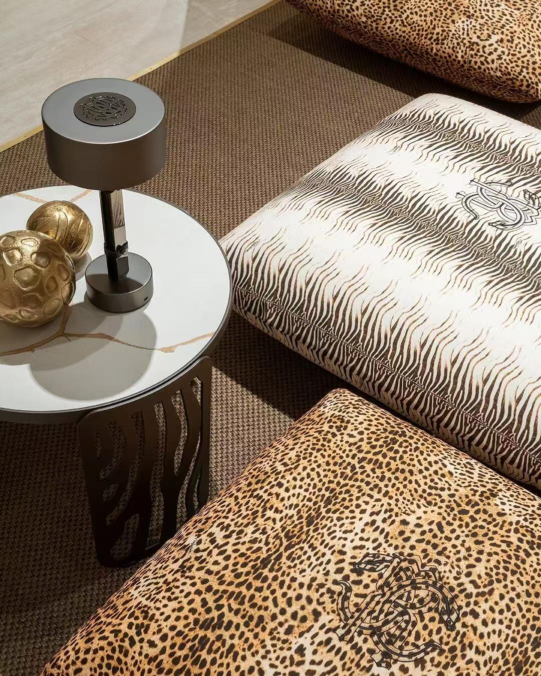 Luxury Modern Fabric Sofa with Solid Wood Design