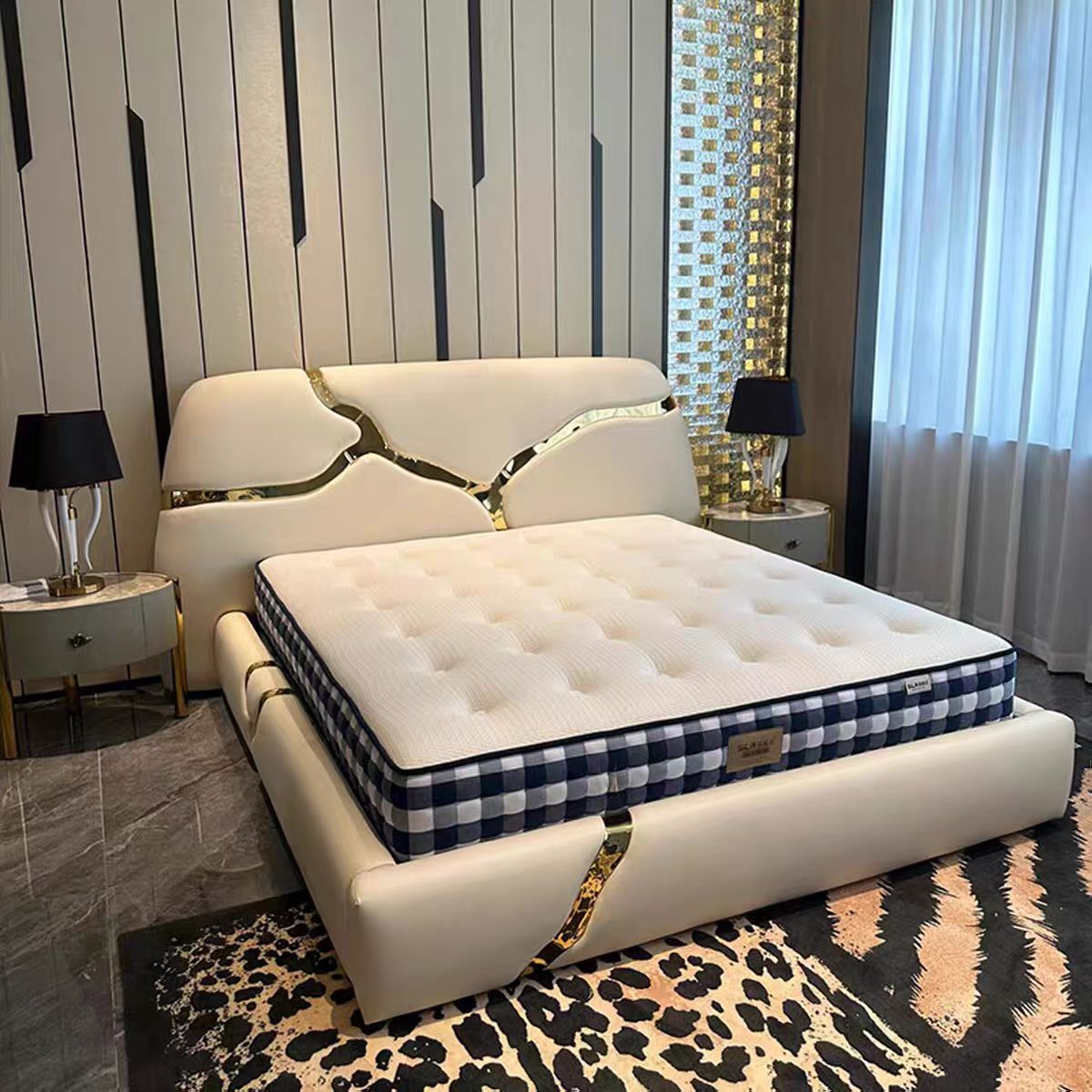 Luxury Italian Leather Mountain Bed