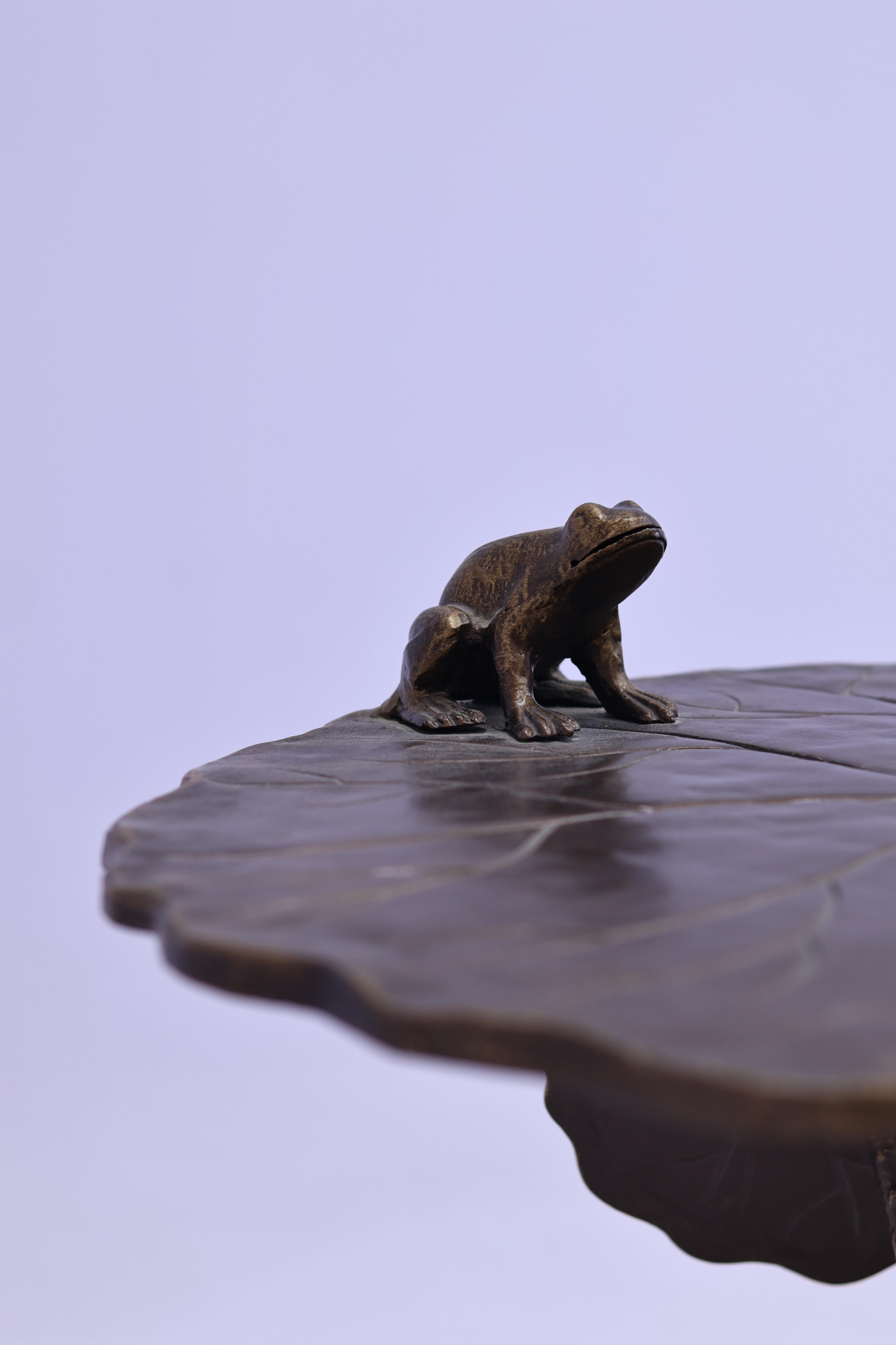 Luxury Oriental Lotus Leaf Brass Side Table