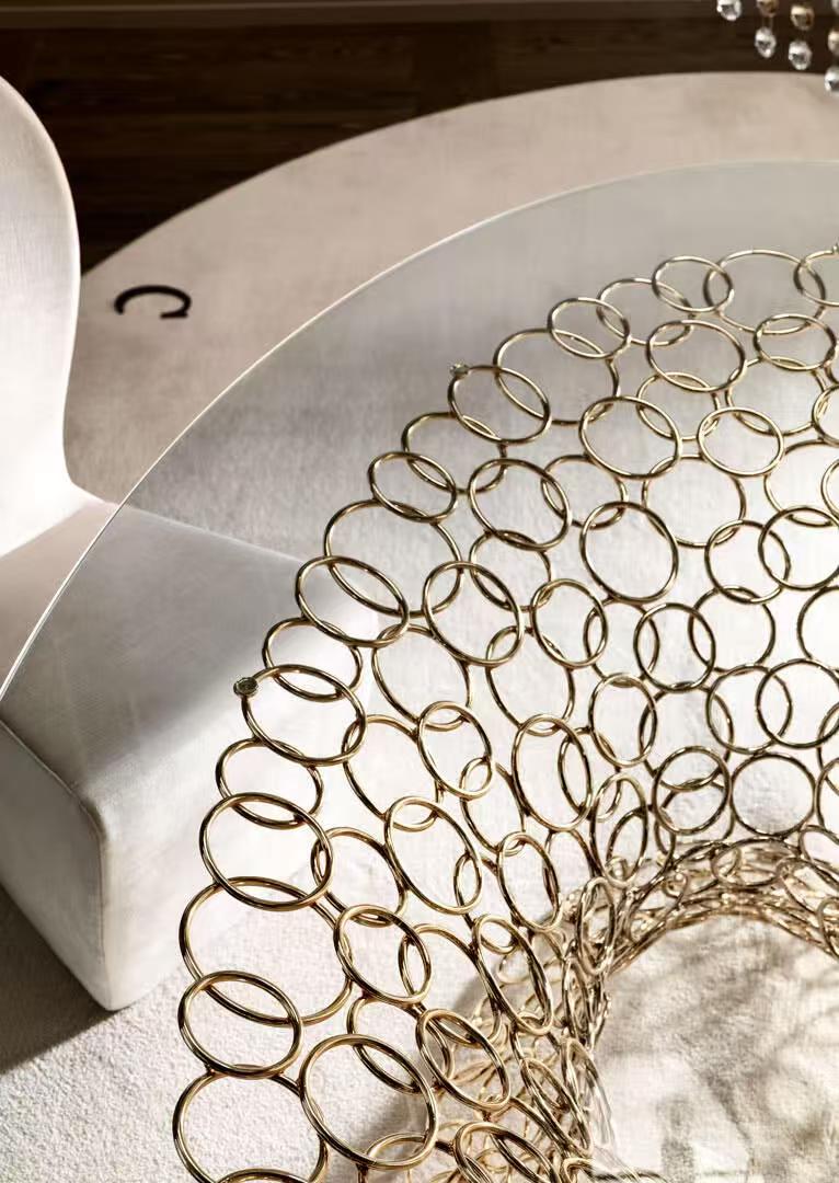 Luxury Italian Irregular Glass Dining Table Design