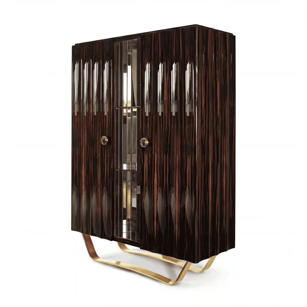 Luxury Italian Solid Wood Wine Cabinet with Glass Display Design