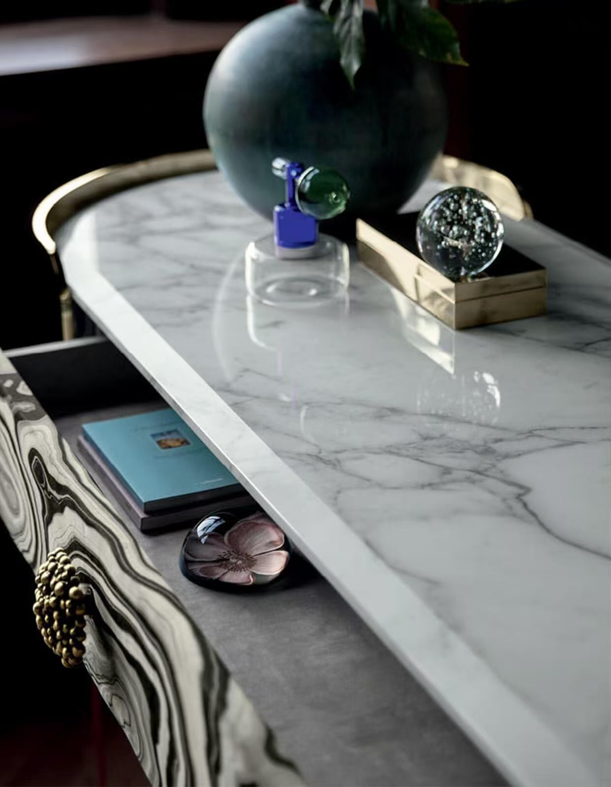 Luxury Modern Designer Vanity Table