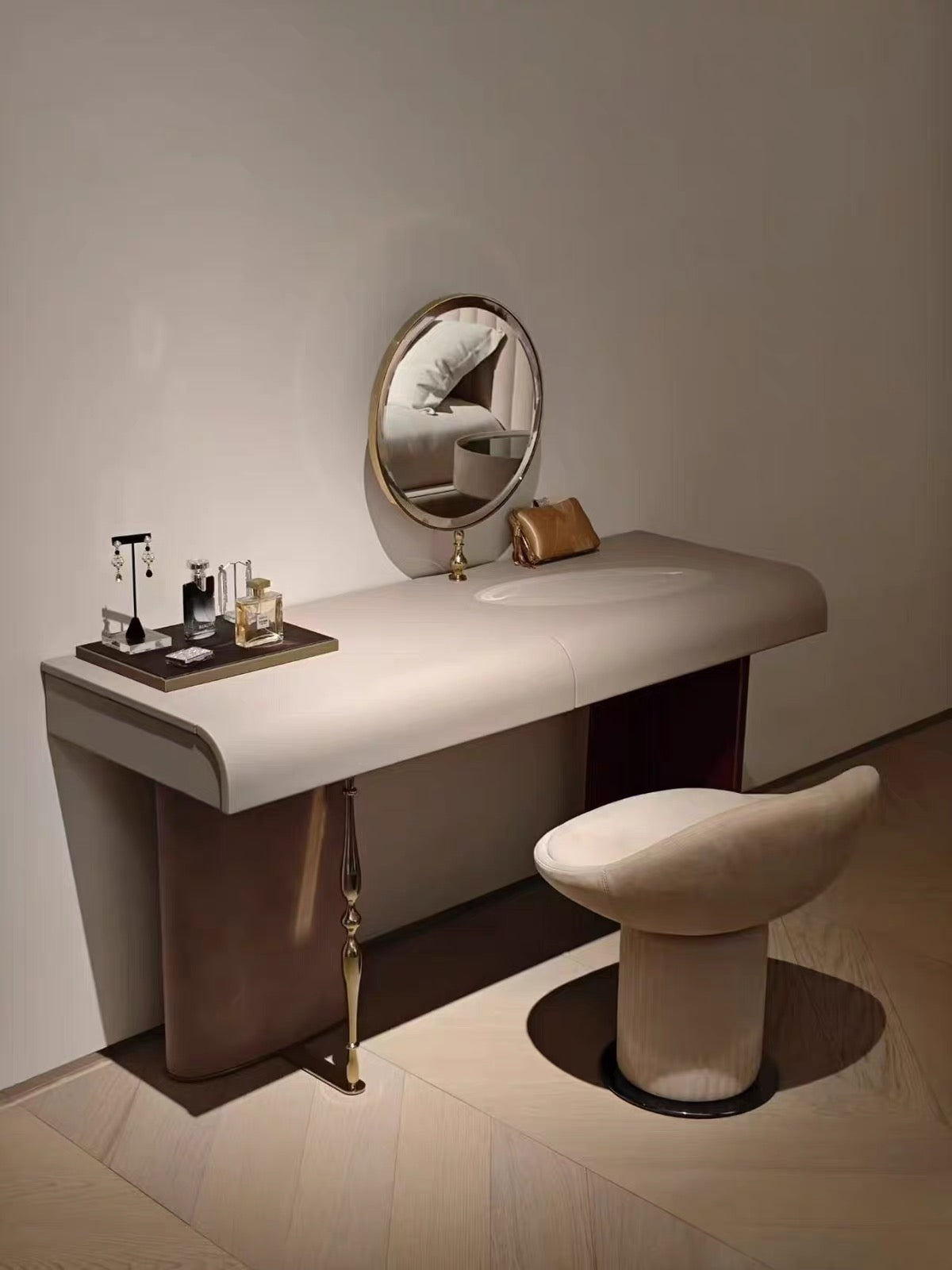 Luxury Modern Dressing Table with Velvet & Metal Design