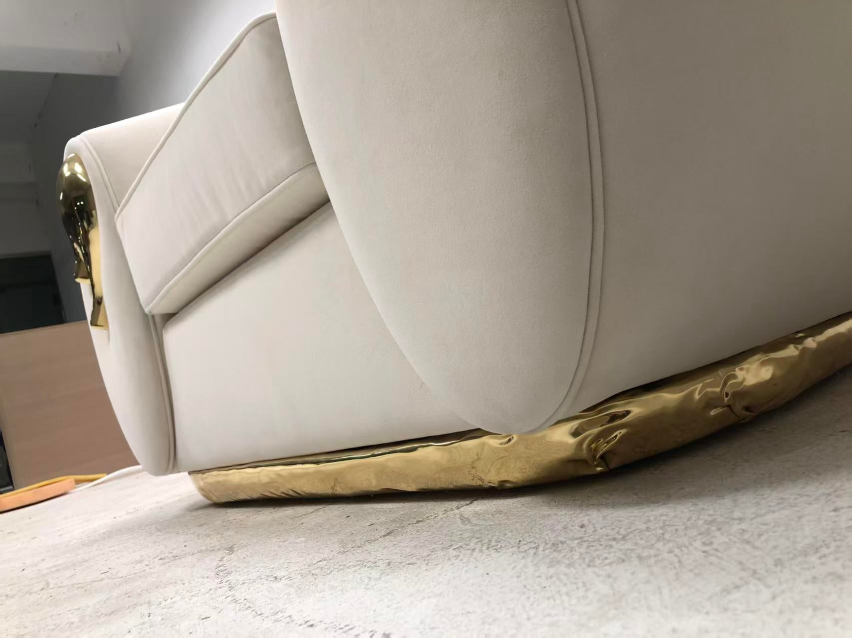 Luxury Italian Bocadolobo Inspired Leather Lounge Chair