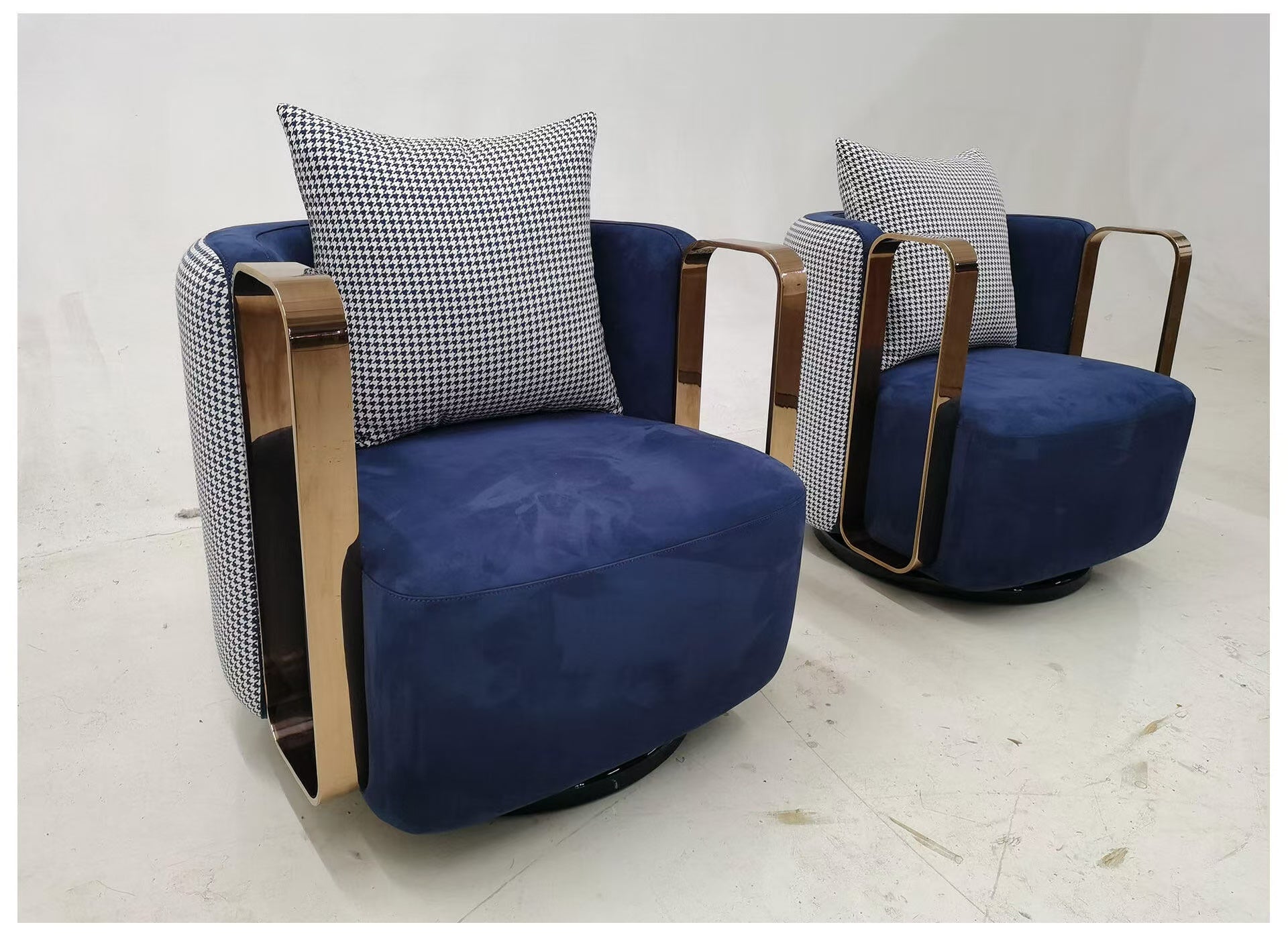 Luxury Italian Bracelet Armchair