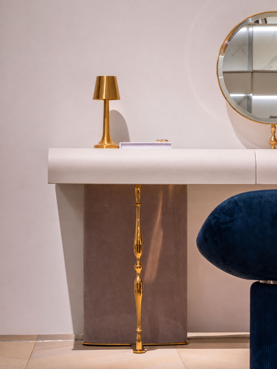 Luxury Modern Dressing Table with Velvet & Metal Design