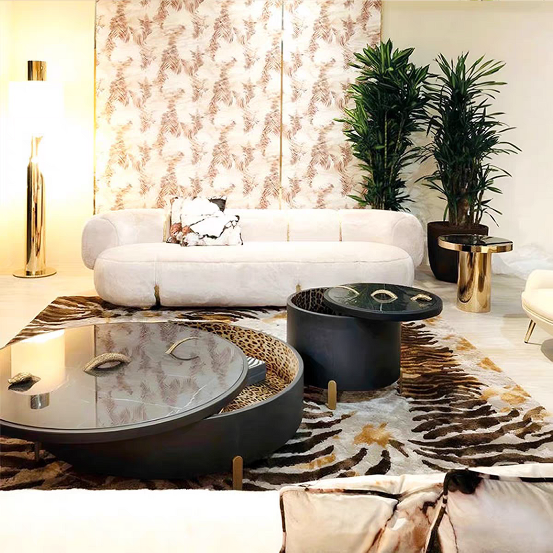 Italian Luxury Marble Solid Wood Snake Shape Coffee Table Set