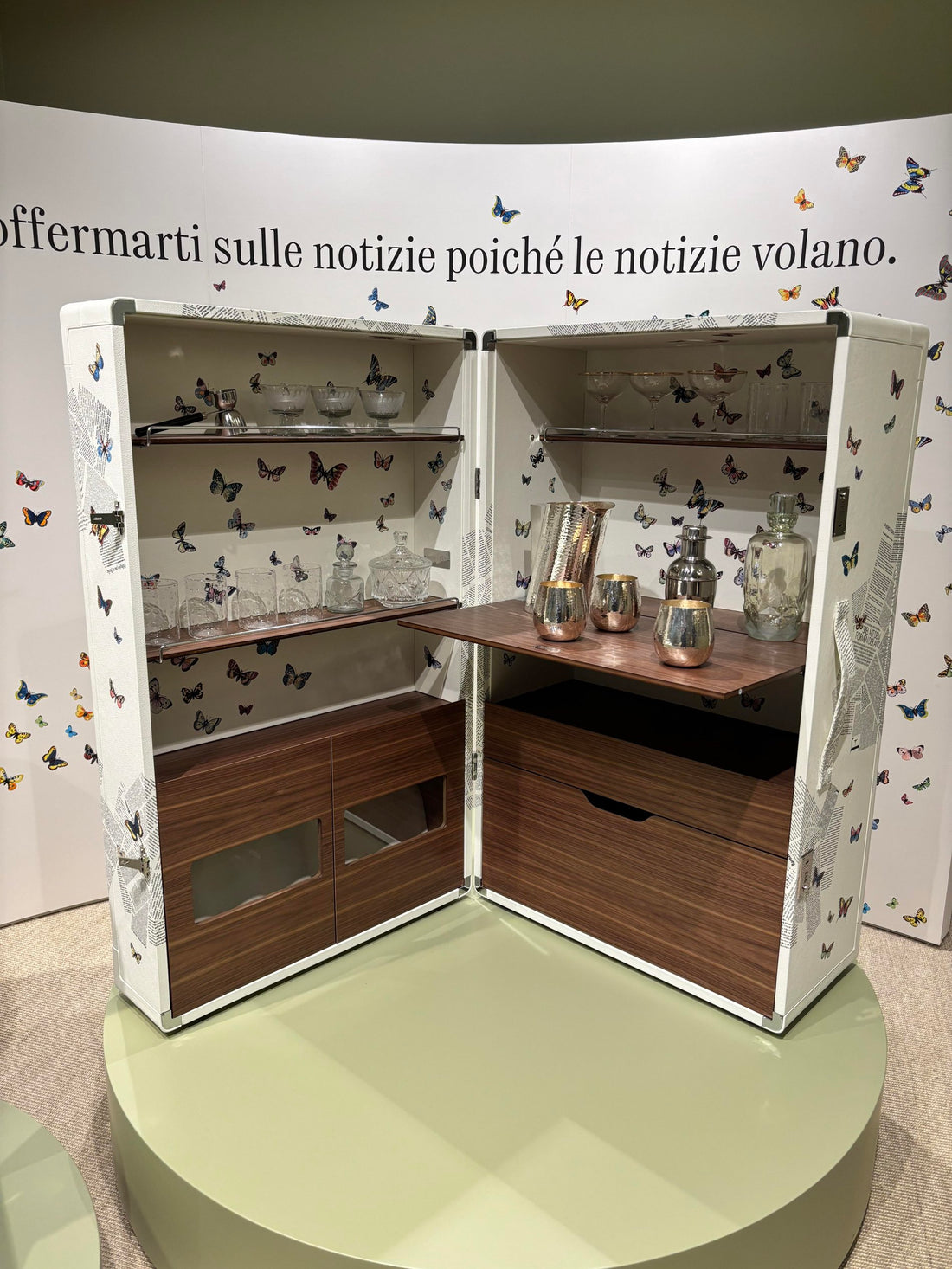 Luxury Italian Mobile Wine Cabinet