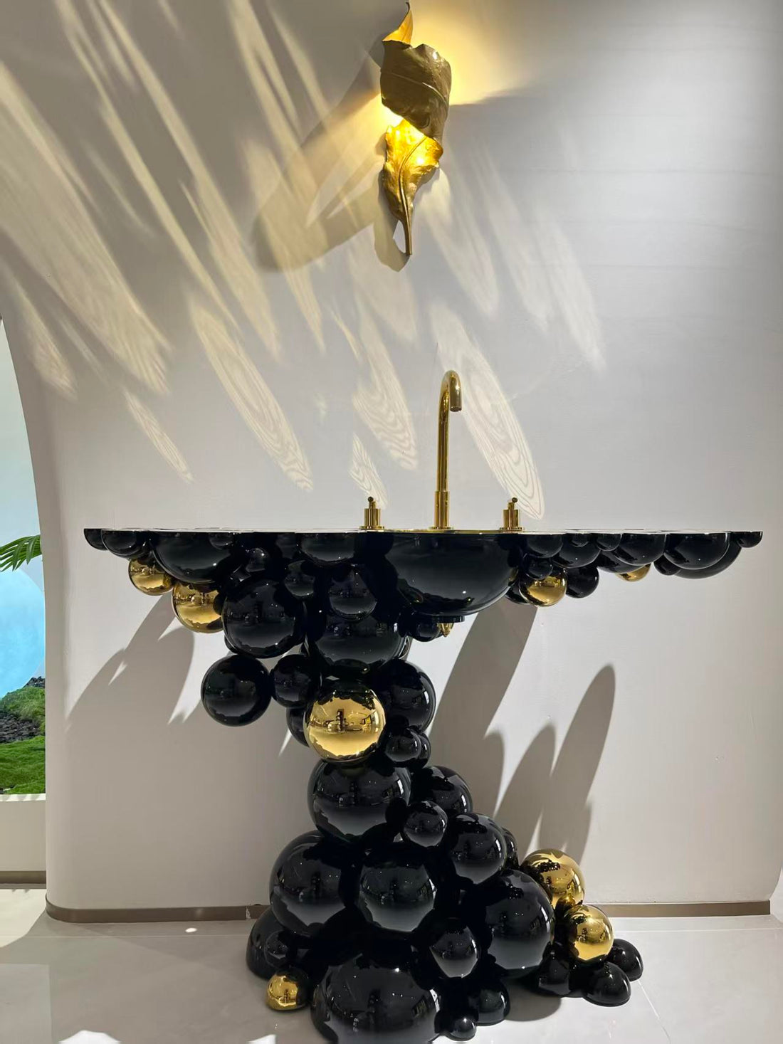 Luxury Italian Stainless Steel Pedestal Basin with Bubble Design