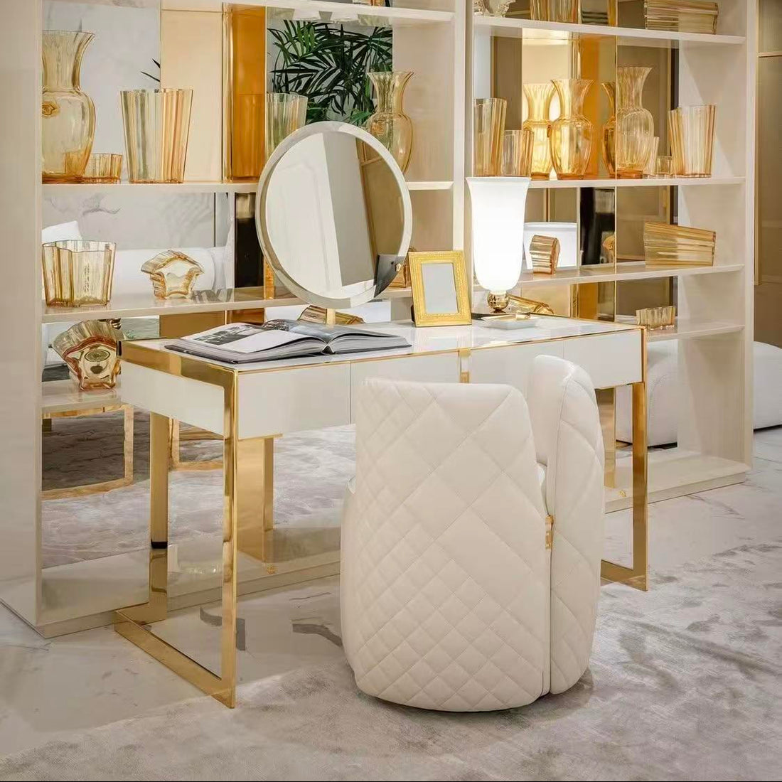 Luxury Metal Wood Vanity Table with Mirror