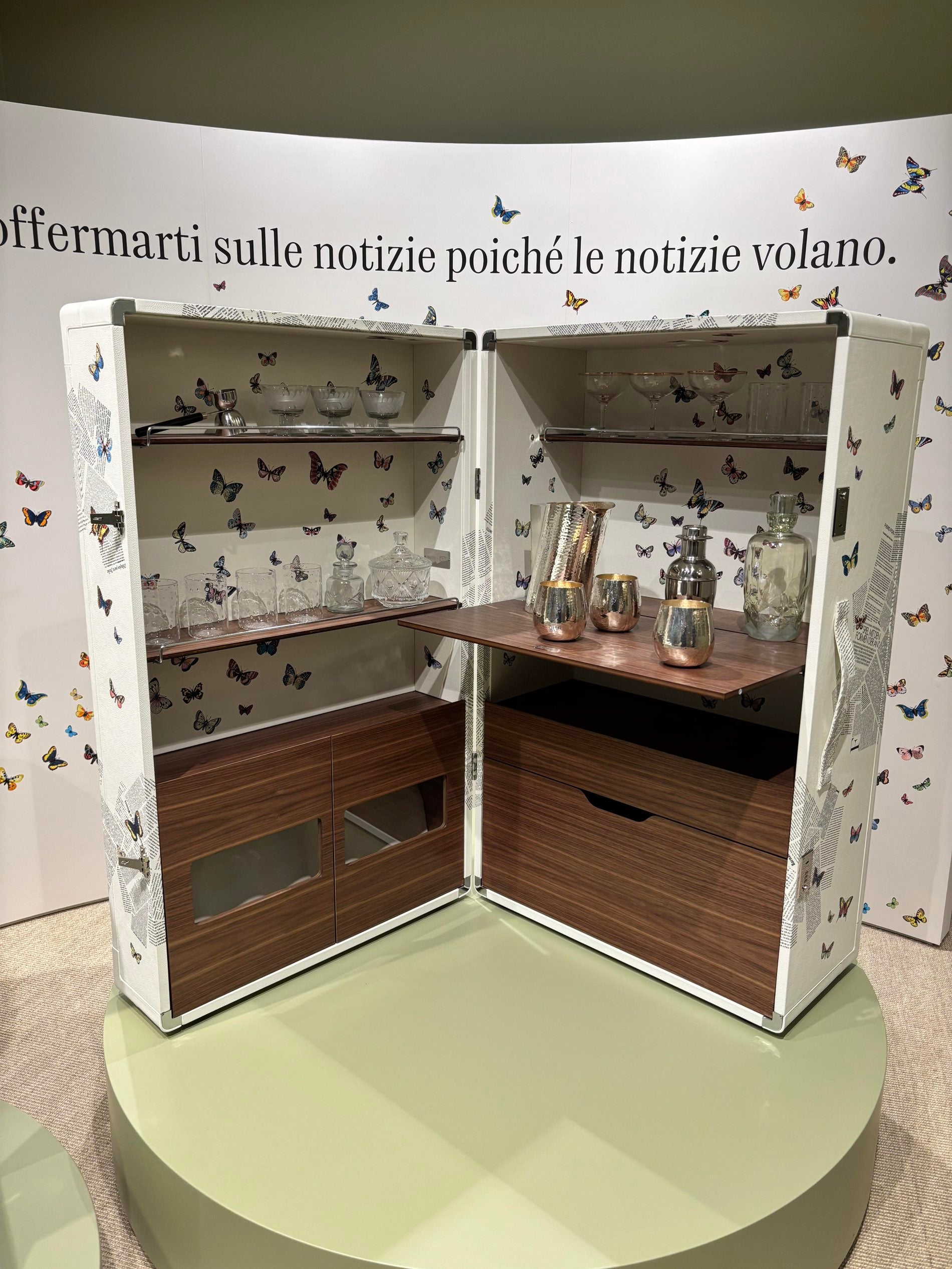 Luxury Italian Mobile Wine Cabinet