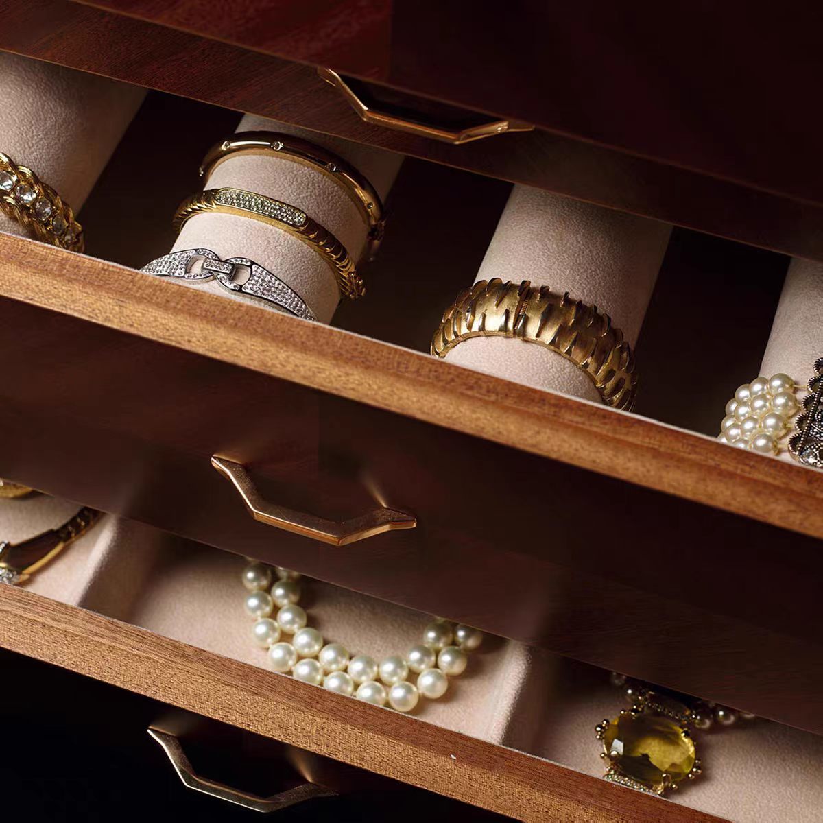 Luxury Jewelry Cabinet with Password Lock Design