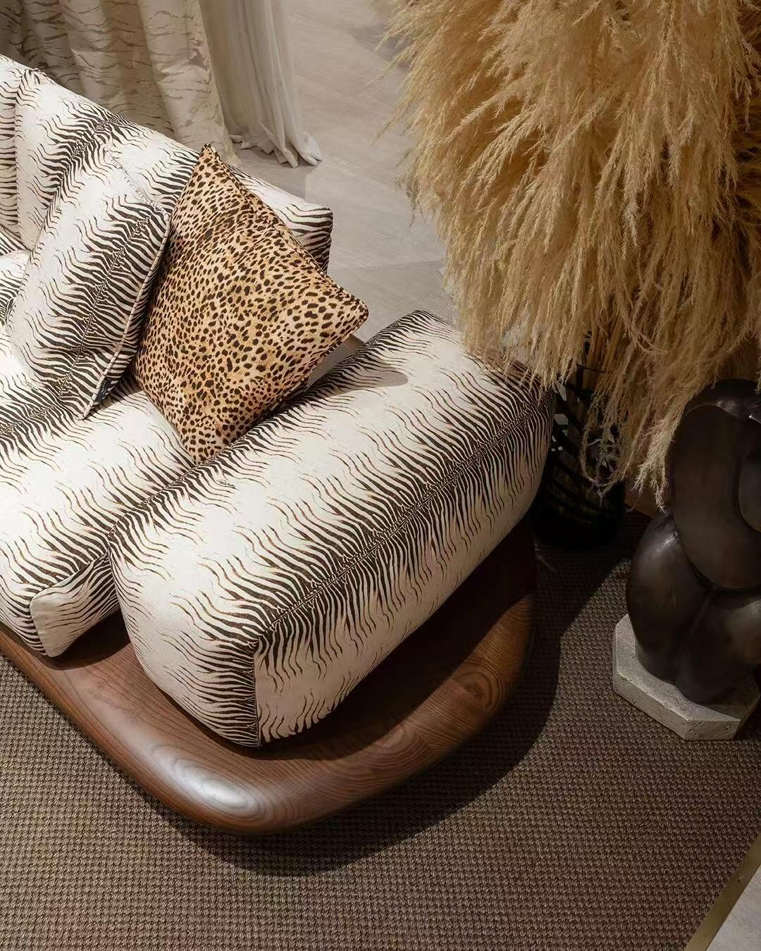 Luxury Modern Fabric Sofa with Solid Wood Design