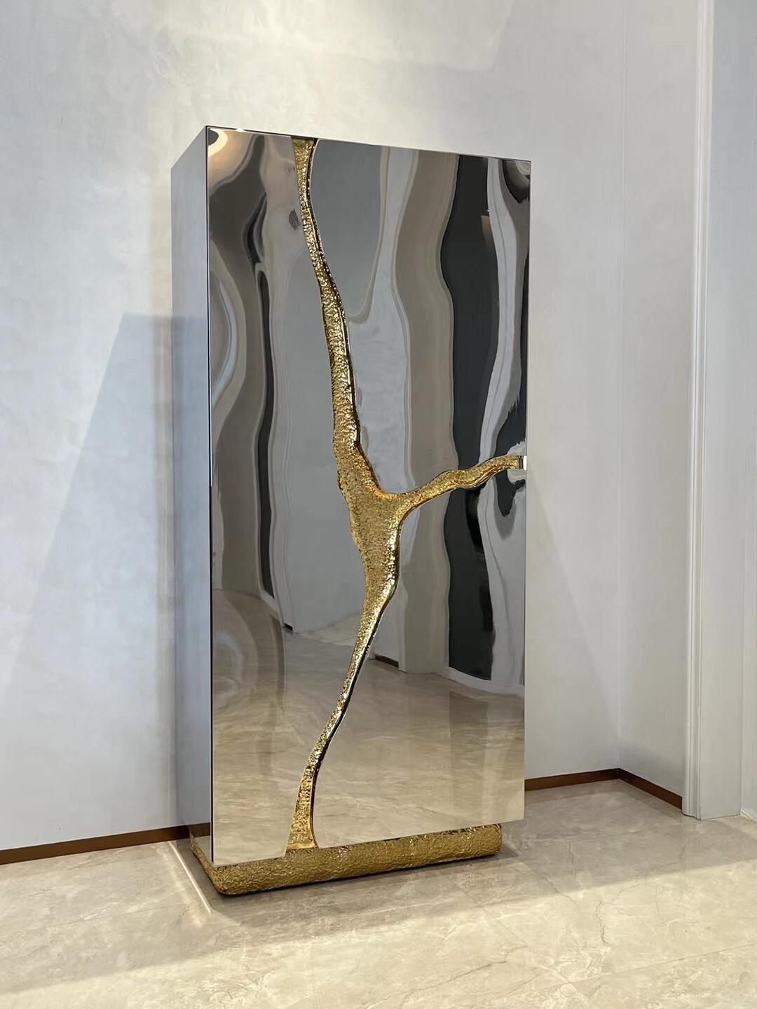 Luxury Italian Metal Display Cabinet
