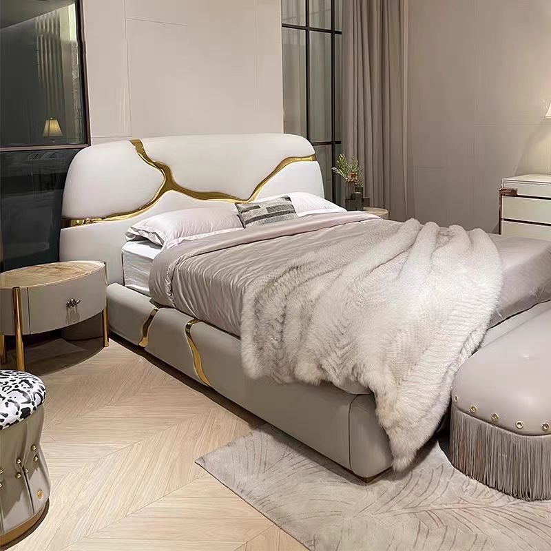 Luxury Italian Leather Mountain Bed