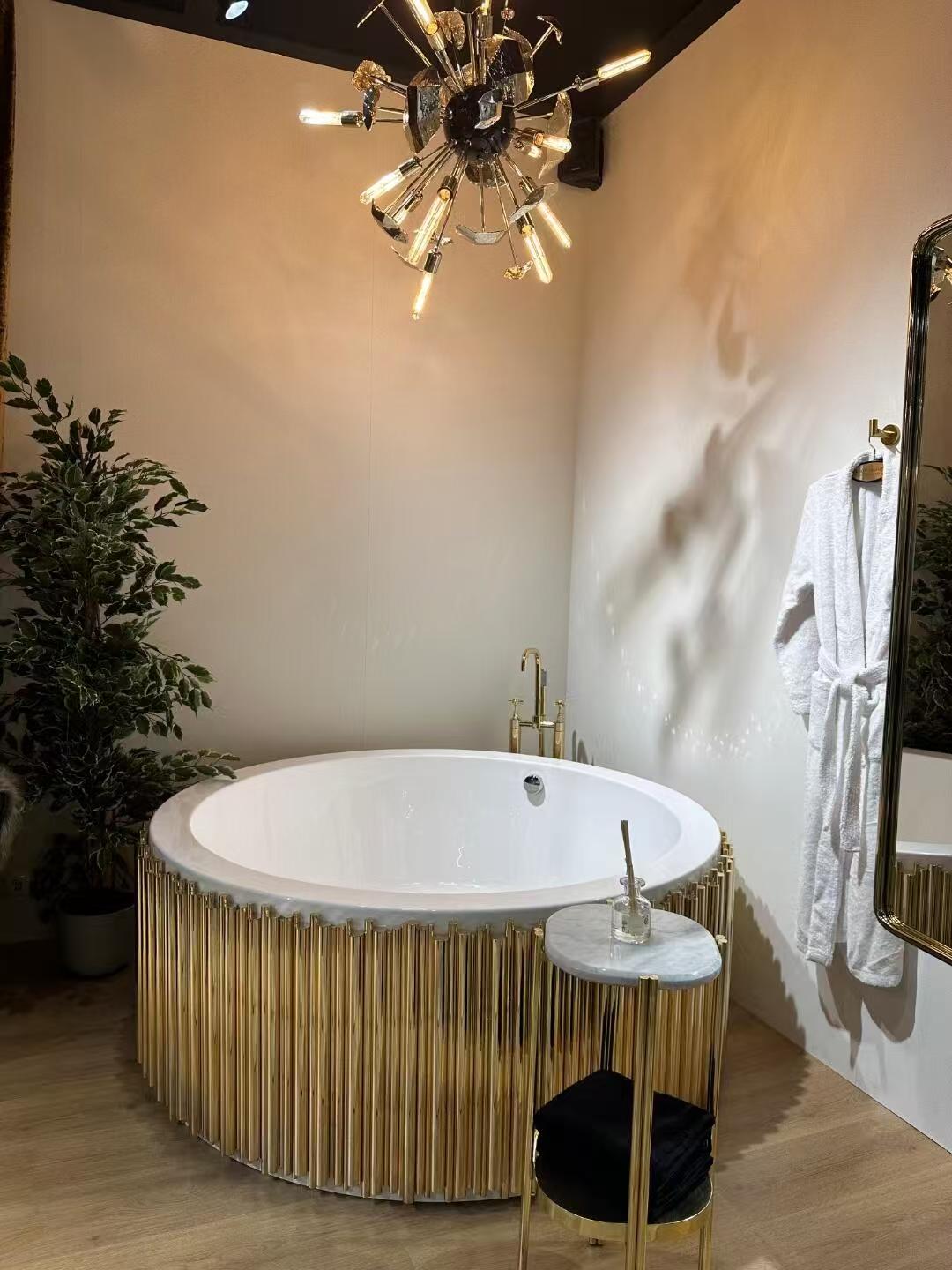 Portuguese Luxury Artistic Bathtub
