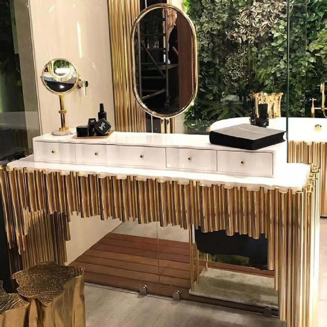 Luxury Italian Designer Integrated Vanity Table
